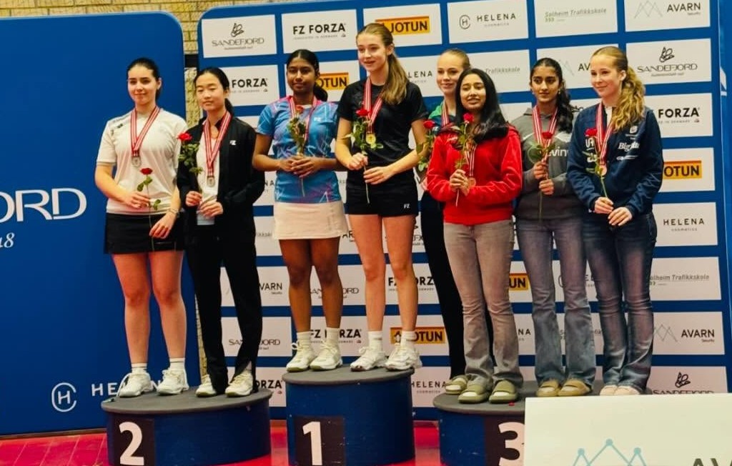 UBM damedouble U17.jpg